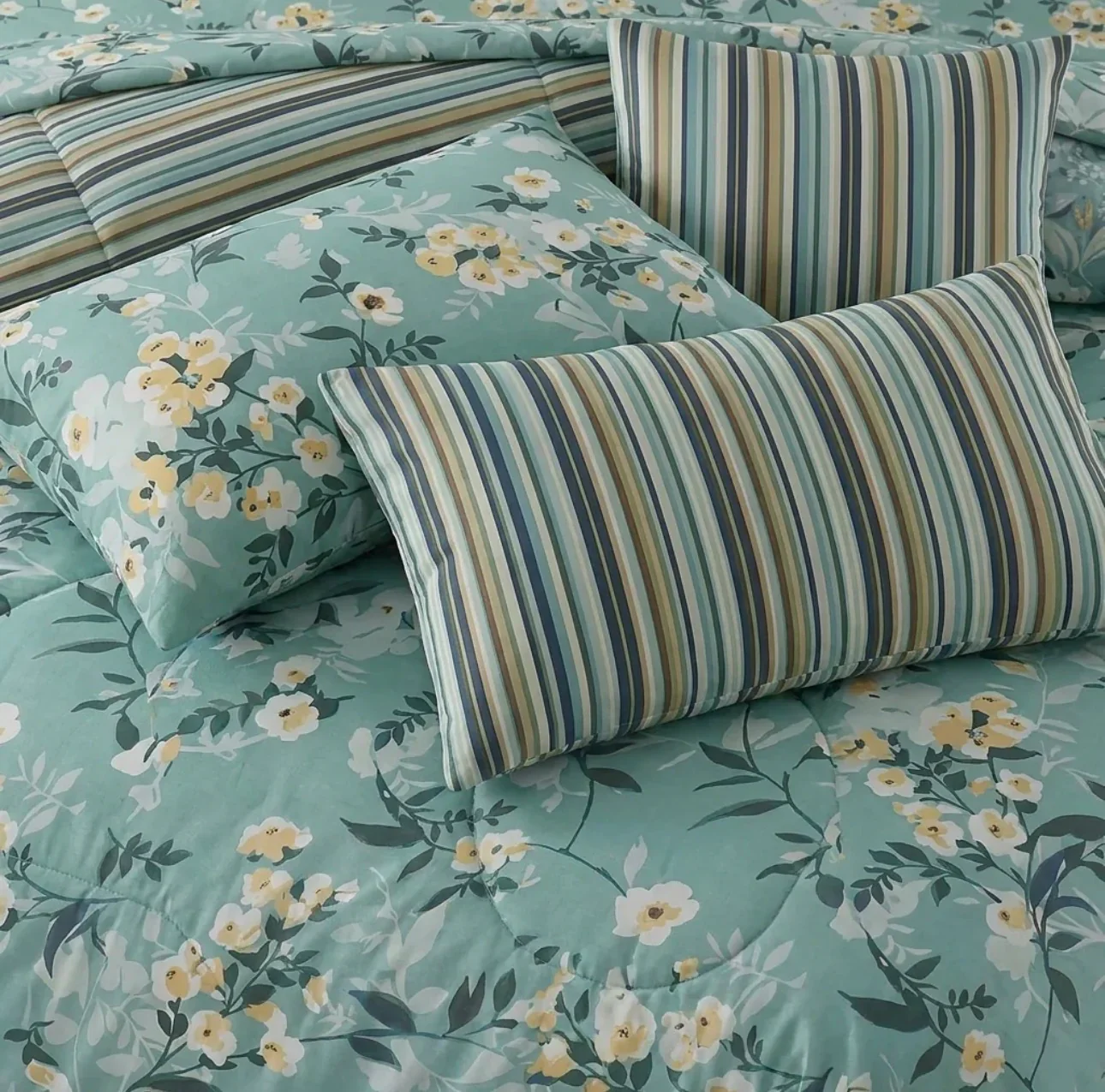 COASTAL BOTANICAL COMFORTER SET- 7 PCS - Image 2